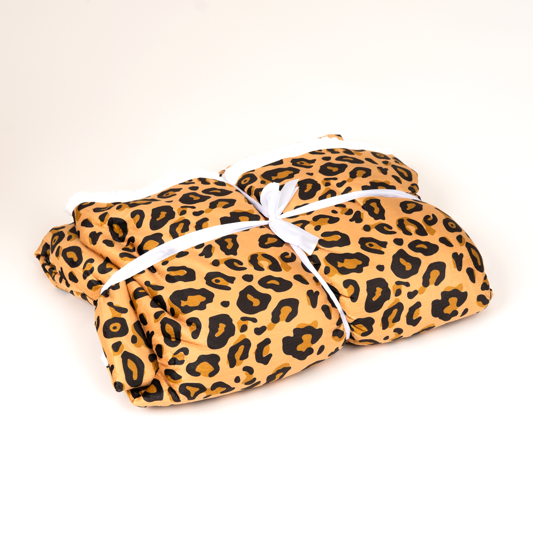 Snuggie - Deken met mouwen - Leopard